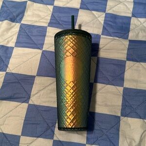 Starbucks 24 ounce Tumbler for cold drinks